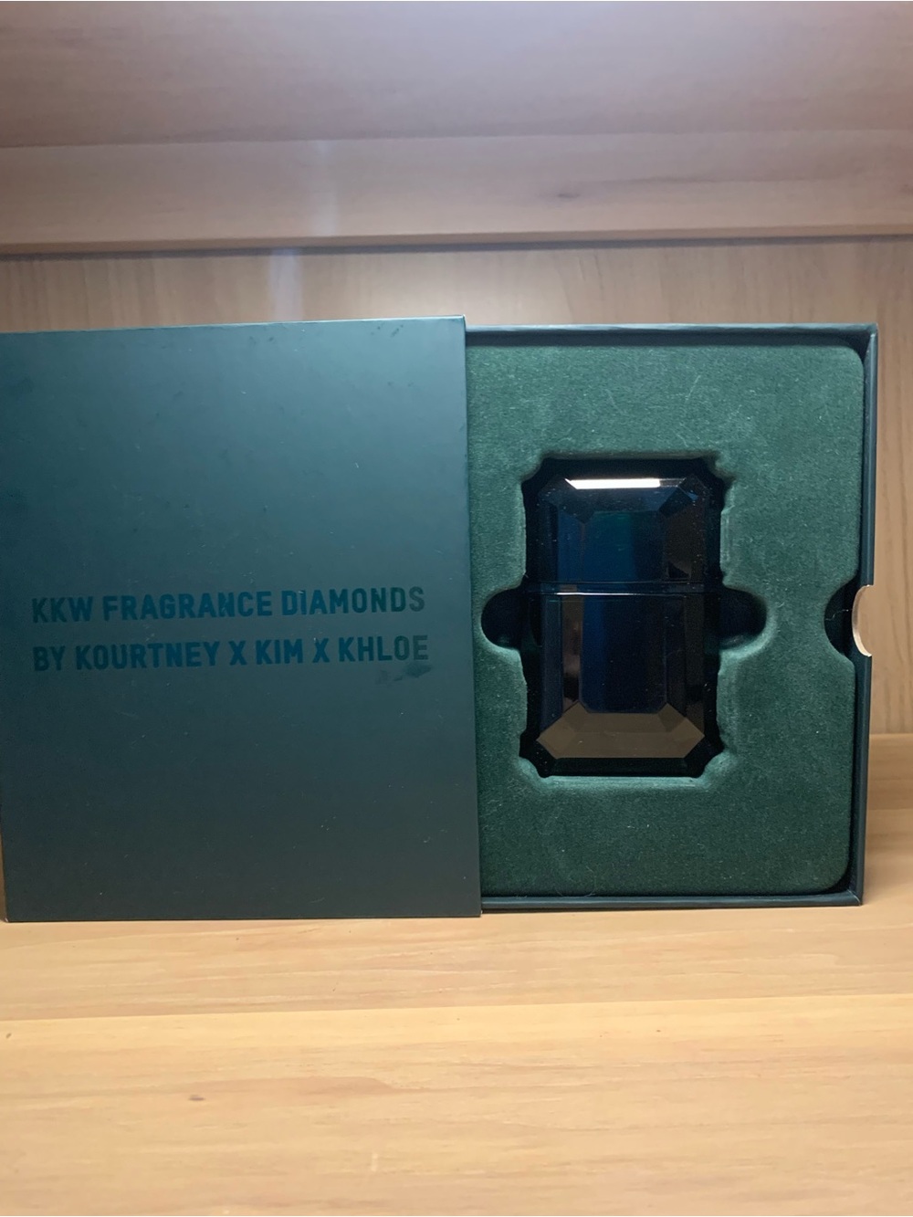 KKW Fragrance Emerald Diamond ( Kim )